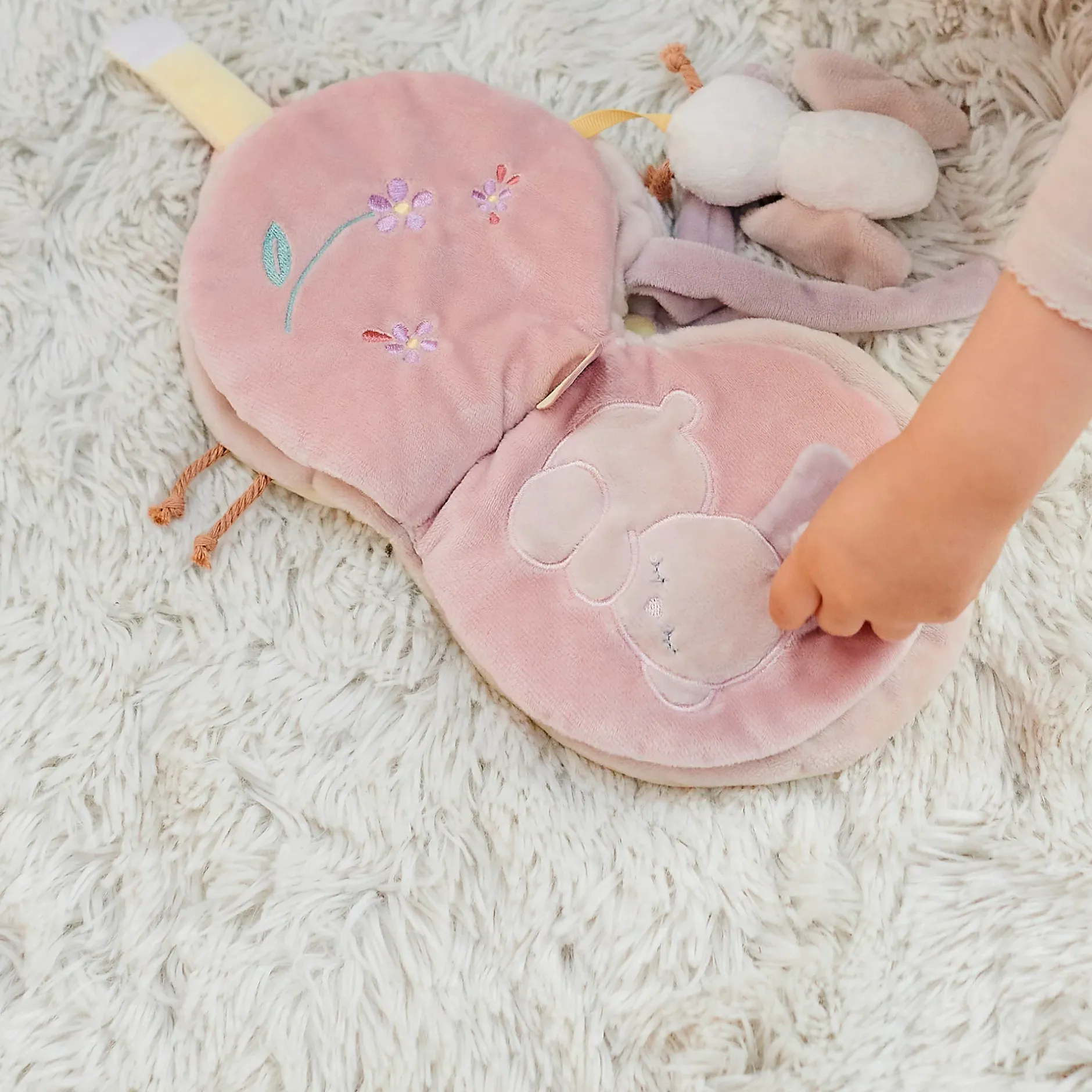 Livres*Nattou Alice & Pomme Livre d'Éveil de