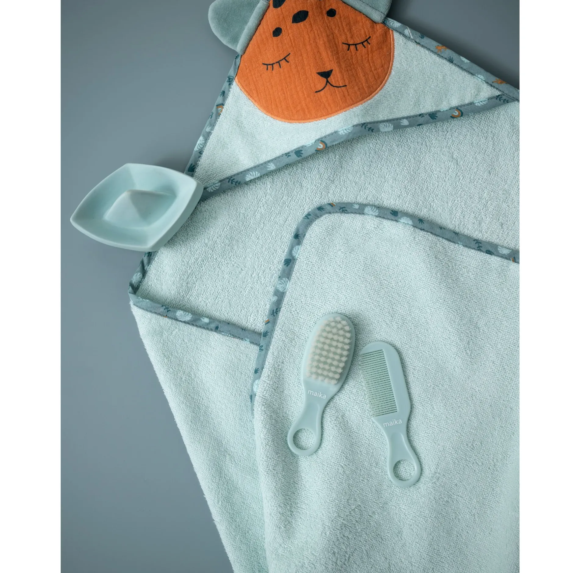 Sorties De Bain*Petit à petit Au cœur de la jungle Cape de bain en éponge 75 x 75 cm de Green Morning