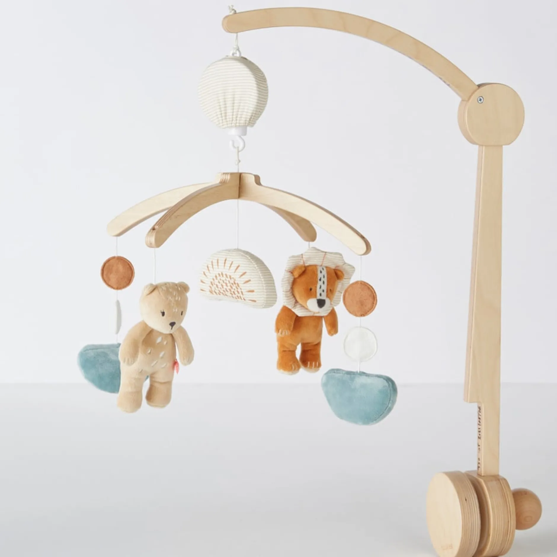 Mobiles*Noukies Babou & Kendi Mobile Musical de Bois