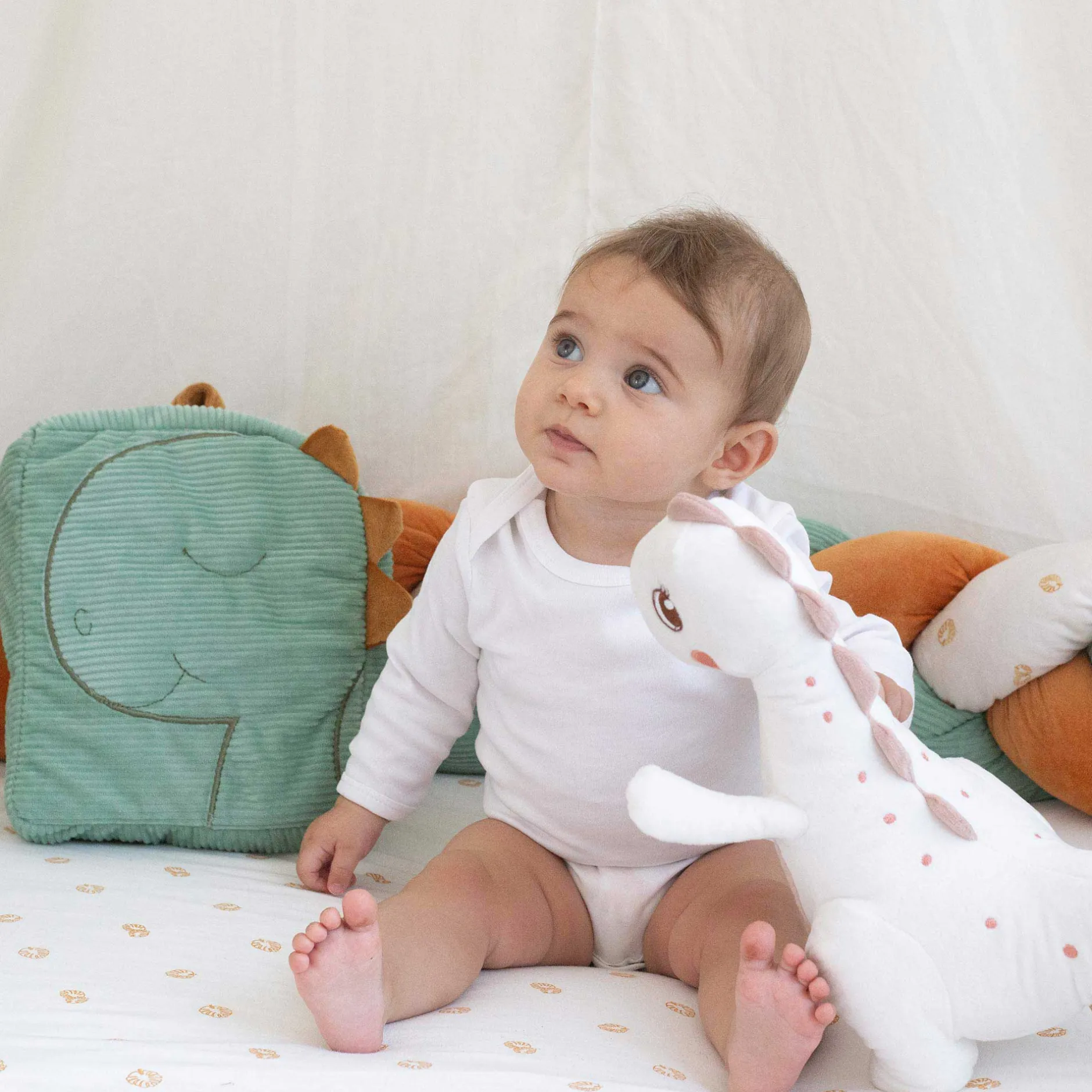 Peluches Musicales*Trois Kilos Sept Diplododo Peluche musicale de Dinosaure