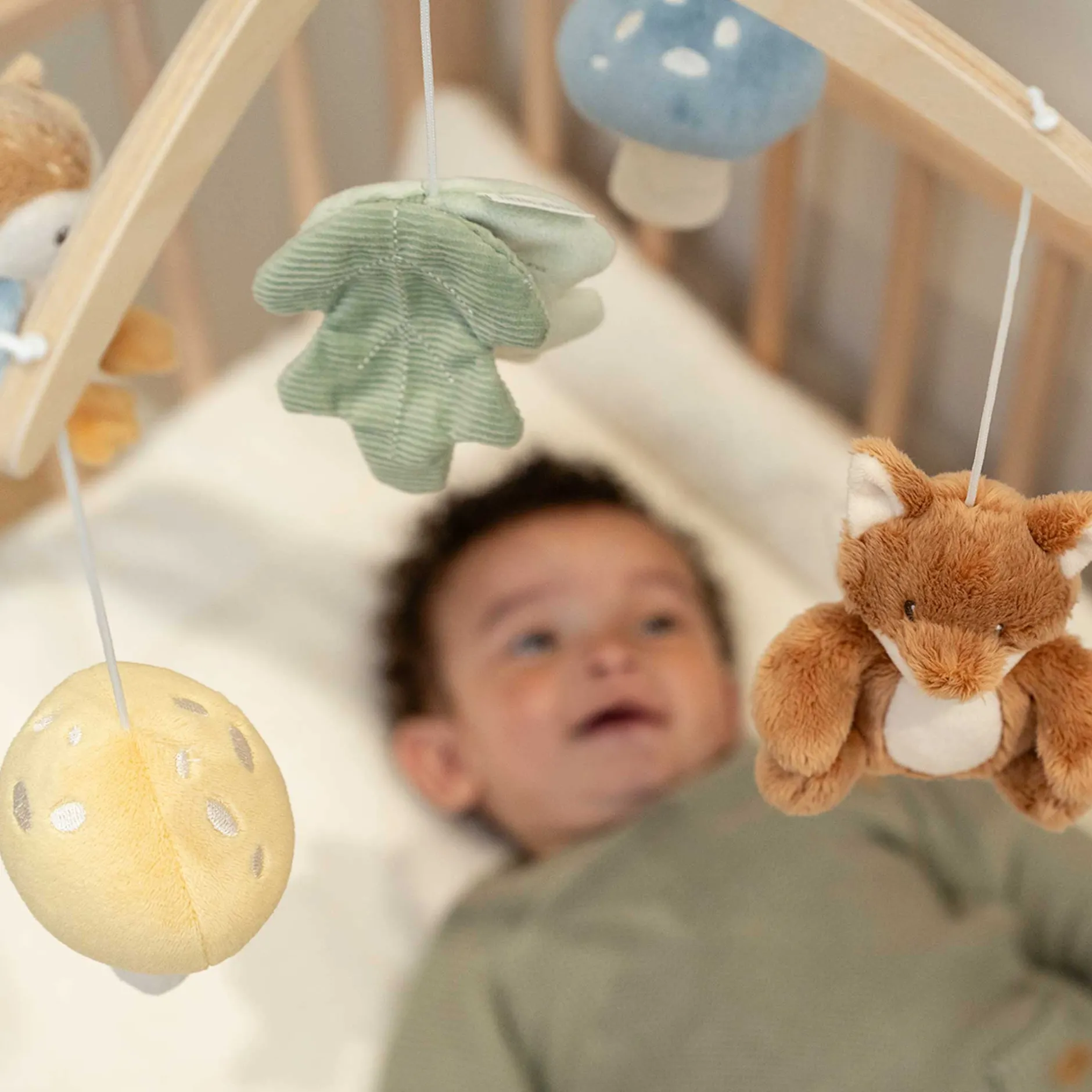 Mobiles*Little Dutch Forest Friends Mobile musicale en bois de