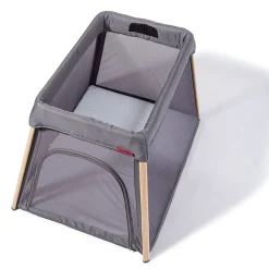 Lits Parapluies|Lits Parapluies*William Kent 1733 Lit de voyage Wedream de