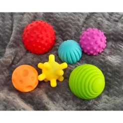 Balles & Ballons*Formula Baby Lot de 6 balles sensorielles de