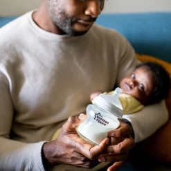 Tétines*Tommee Tippee Lot de 2 tétines 6m+ Liquide Epais de Transparent