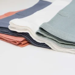 Couvertures*La Manufacture de Layette Petits chats Couverture en tricot de Blanc