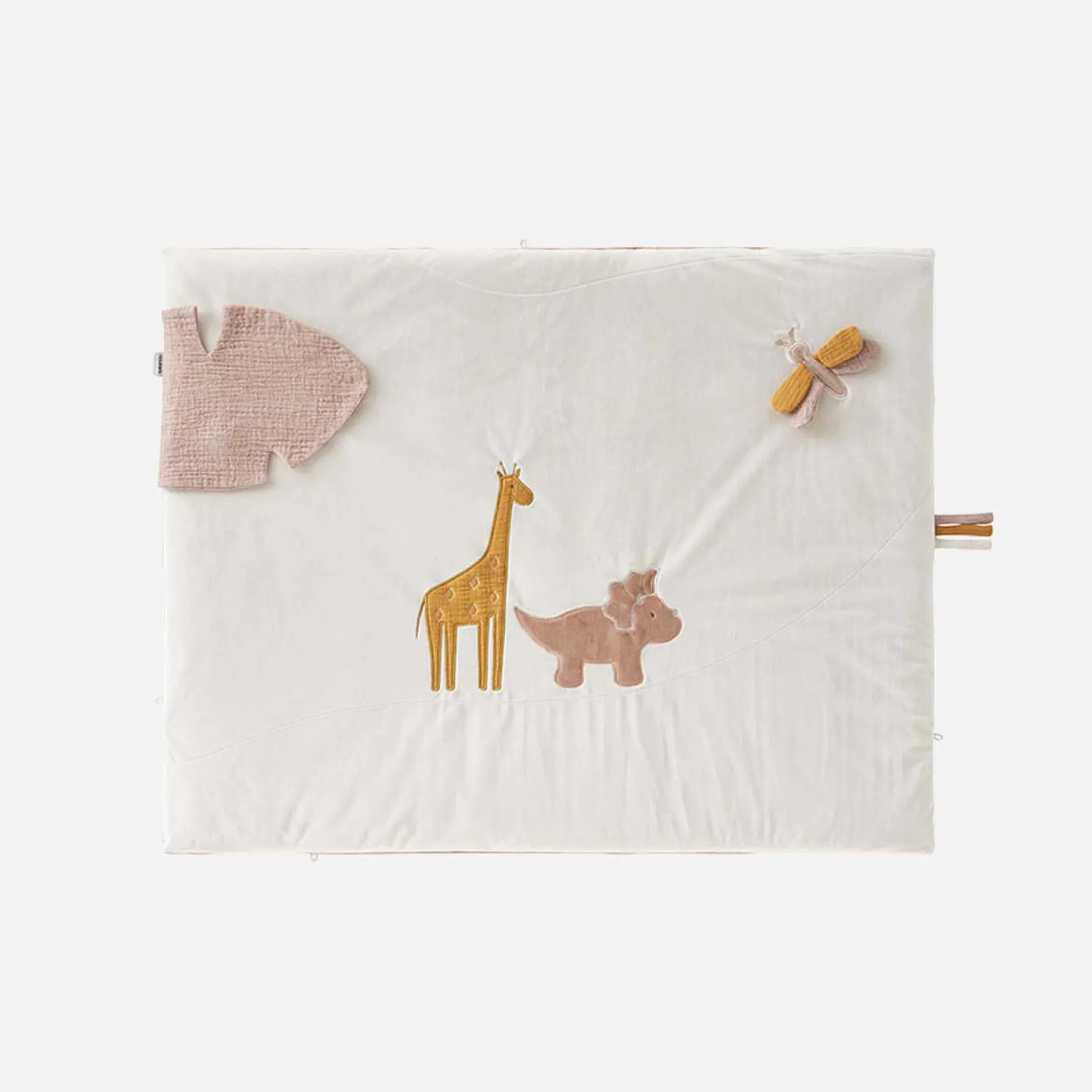 Tapis D'Éveil*Noukies Popsie, Gigi & Louli Tapis d'activités / Tapis de parc Popsie mousseline 75 x 95 cm de Écru/Rose