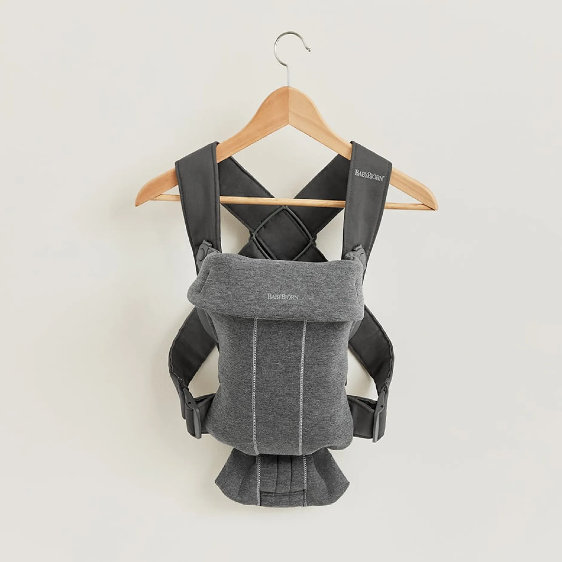 Porte Bébé Ventral|Tout Pour Vos Balades*BabyBjörn Porte-bébé Mini de Gris Foncé Jersey 3D