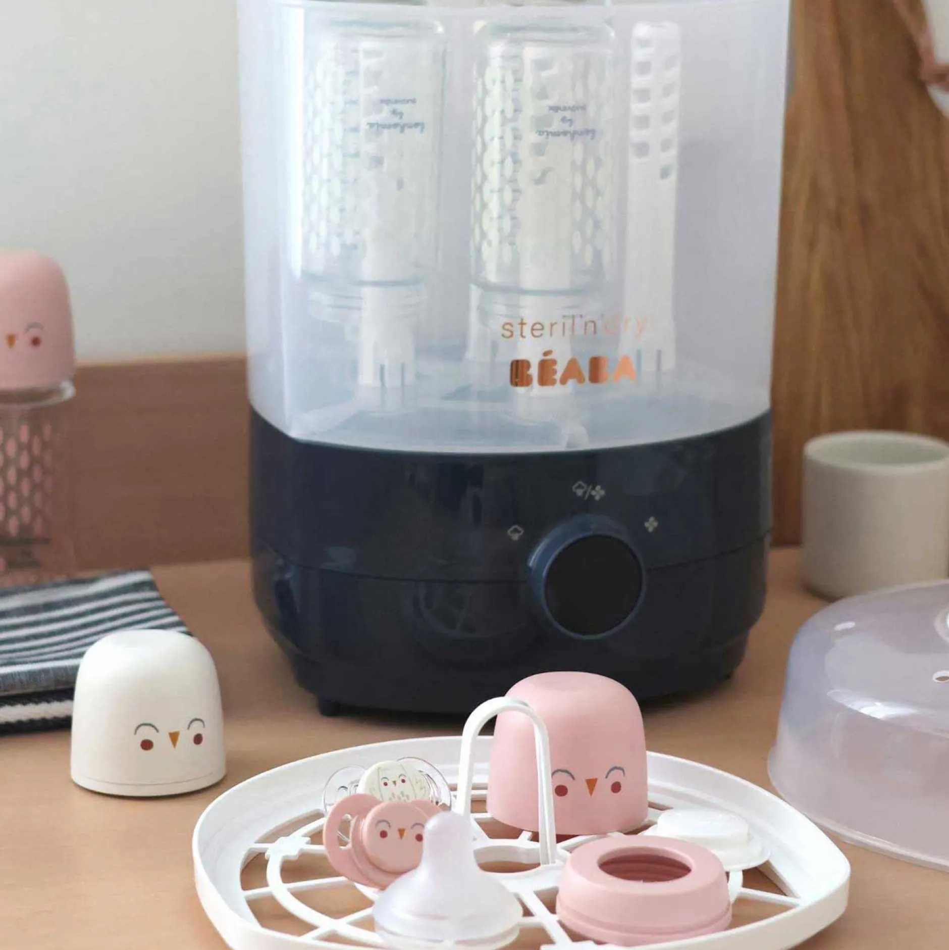 Stérilisateurs*Béaba Stérilisateur séchant 2 en 1 Steril n dry de Night Blue