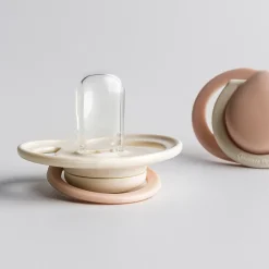 Sucettes*Tommee Tippee Sucettes nouveau-né lot de 2 de Aléatoire