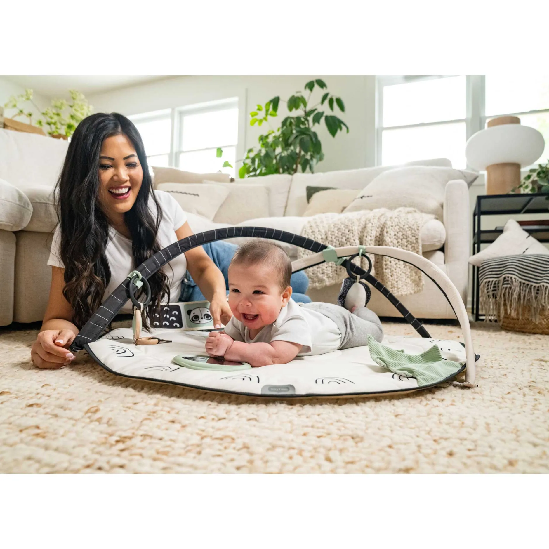 Tapis D'Éveil*Tiny Love Tapis d'éveil Gymini de Black & White