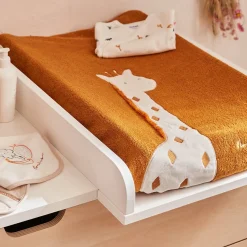 Matelas À Langer*Noukies Tiga, Stegi & Ops Matelas à langer avec housse élastique en éponge de Ocre