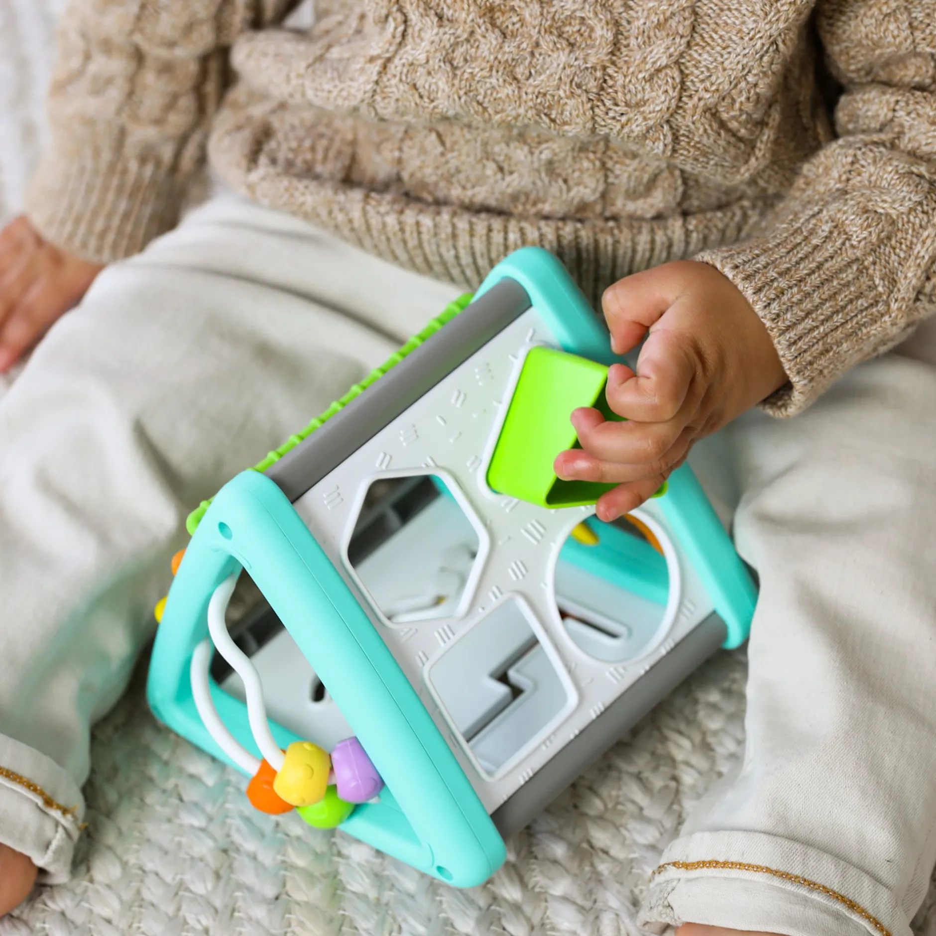 Jeux De Formes*Infantino Triangle d'activités trieur de formes de